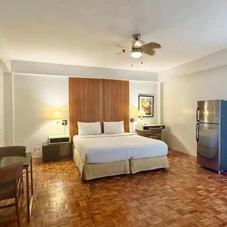 The Clipper House, Poblacion Makati Манила Экстерьер фото