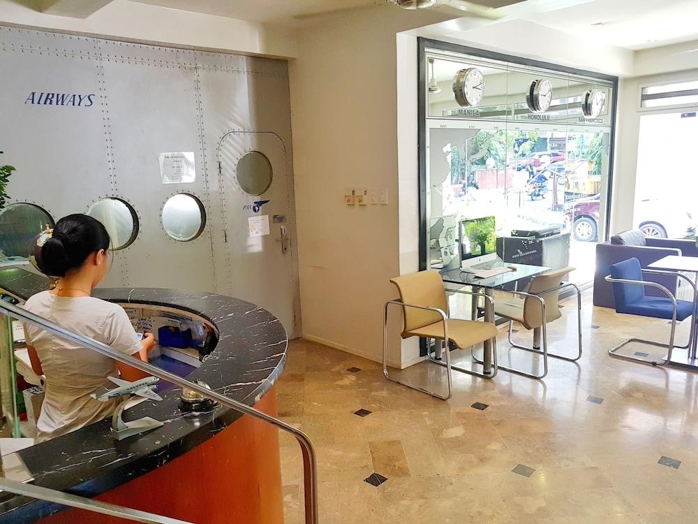 The Clipper House, Poblacion Makati Манила Экстерьер фото